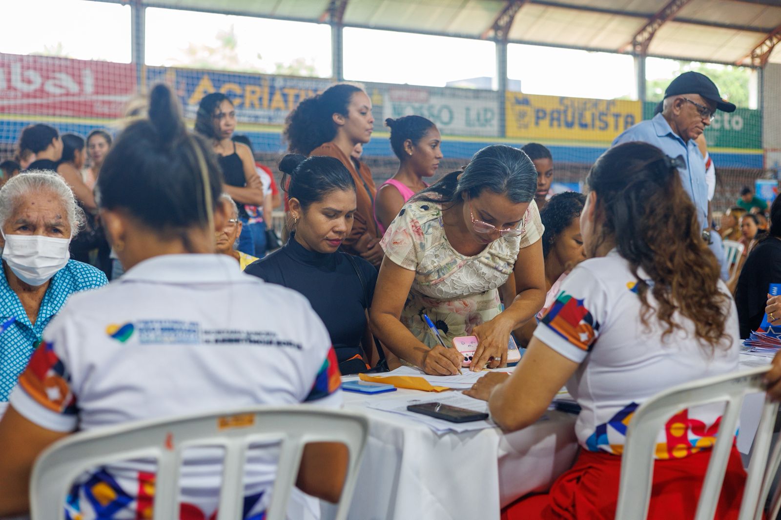Mais de 170 famílias de São Geraldo do Araguaia são beneficiadas com cheques do programa Sua Casa.