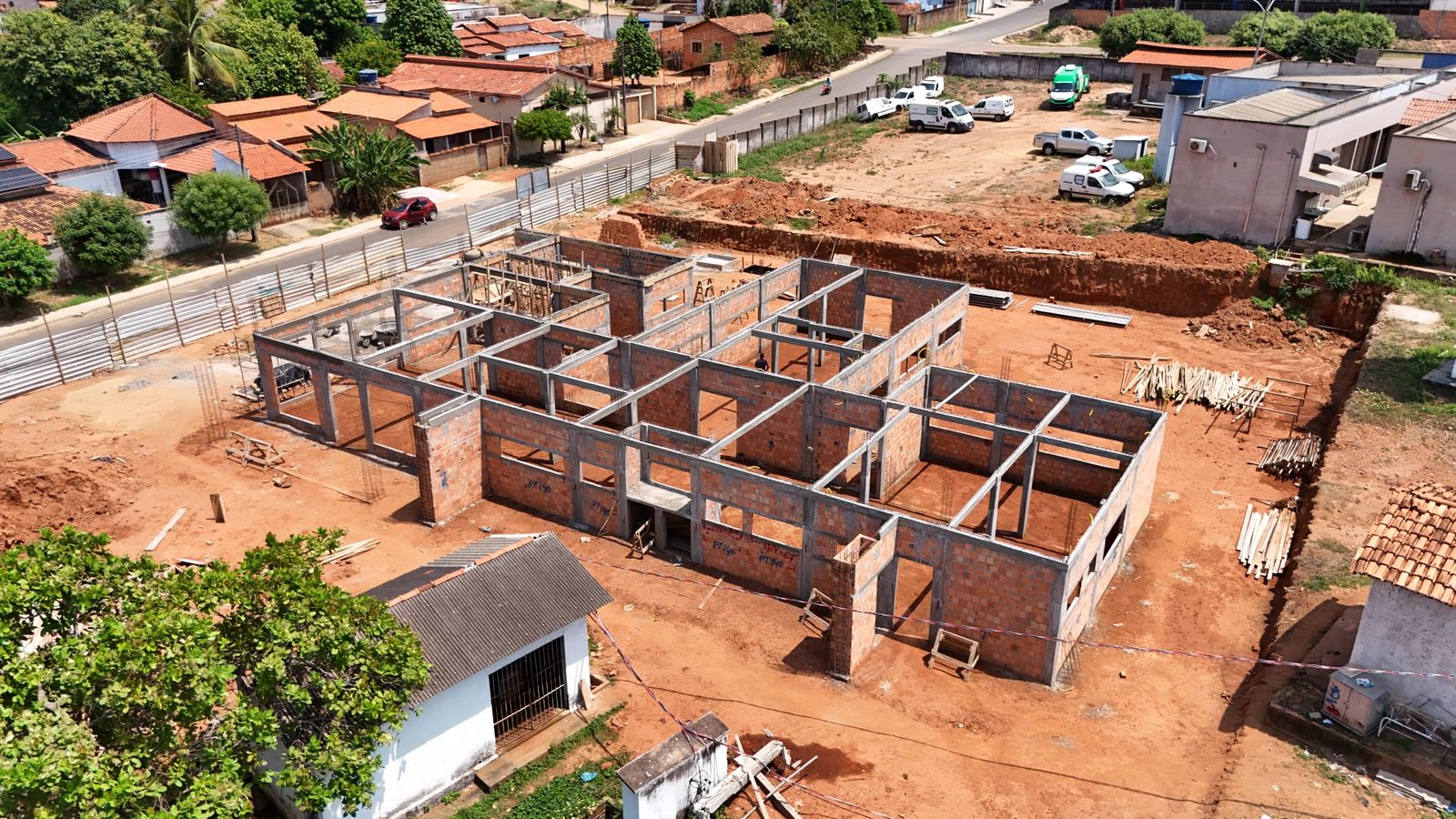 Nova Unidade Básica de Saúde já está com 30% da obra concluída em São Geraldo do Araguaia.